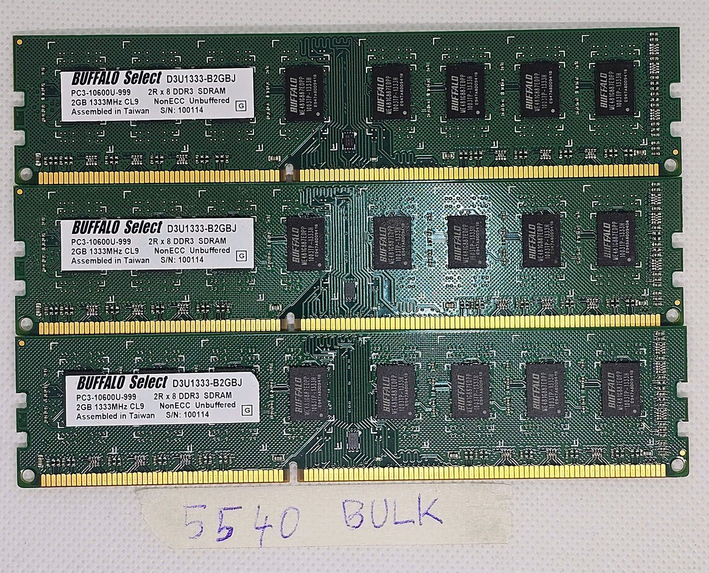 BULK 3 X Buffalo Select D3U1333-B2GBJ 2GB 1333MHz PC3-10600U RAM - Gebraucht