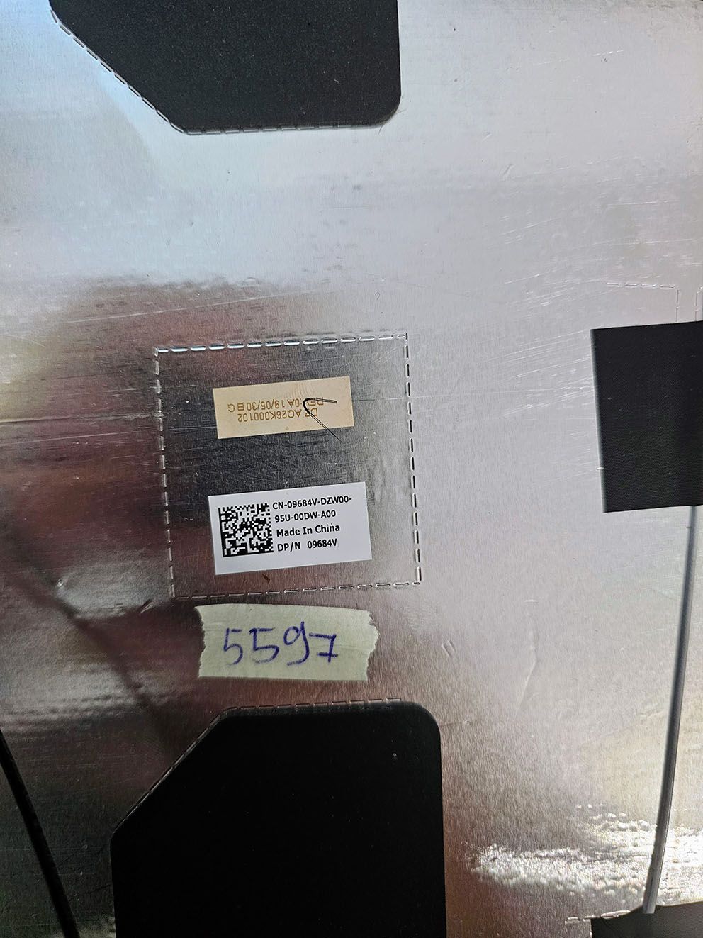 Dell Precision 7730 Obere Abdeckung CN-09684V + Kamera + LCD-Kabel – Bild 2