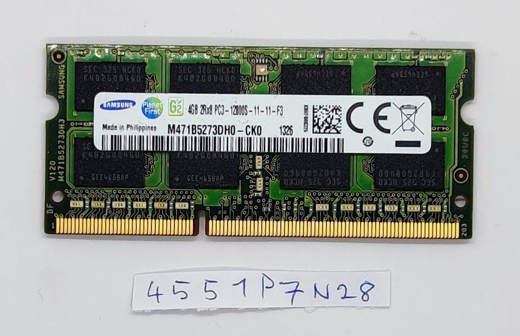 Fujitsu LifeBook AH552 Laptop RAM 4GB 2Rx8 PC3-12800S-11-11-F3 Speichermodul