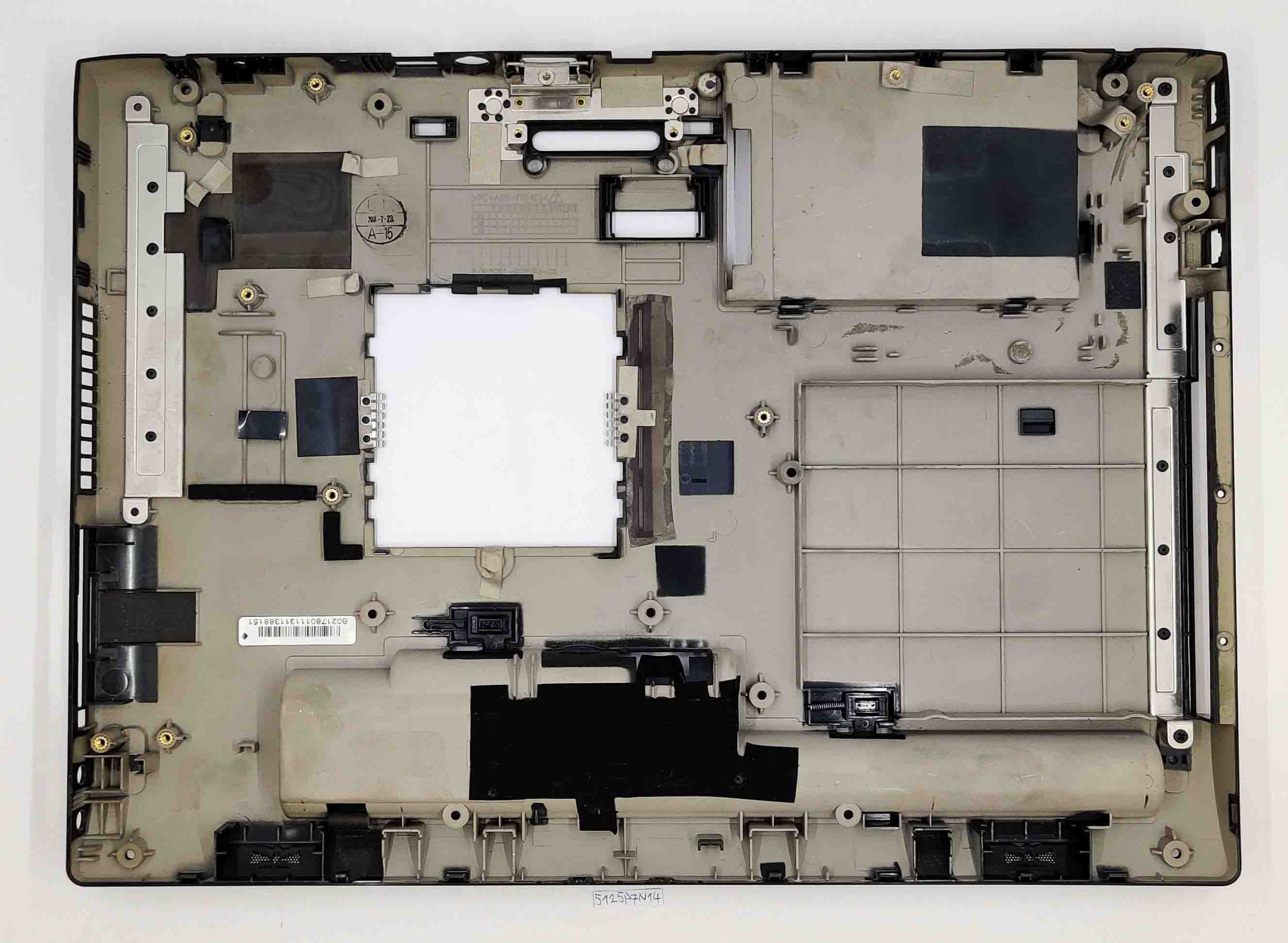 Fujitsu Siemens Esprimo Mobile D9500 Untere Abdeckung – Original-Ersatzteil – Bild 2