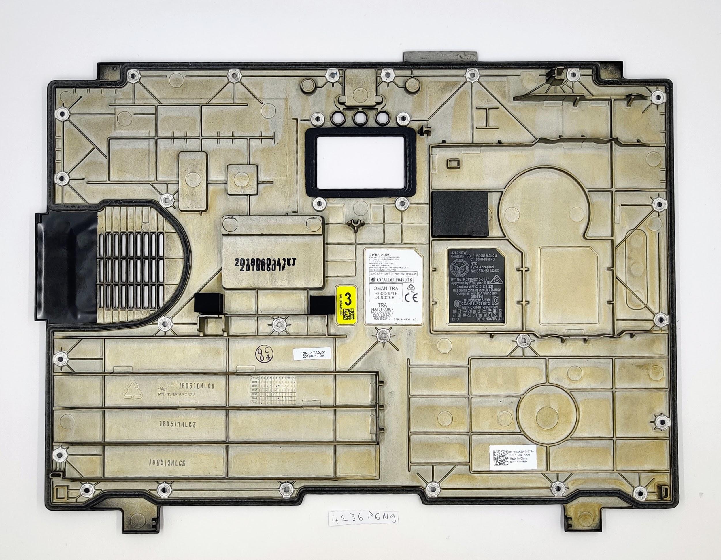 Original Dell Latitude 14 Rugged Extreme 7414 – Austausch der unteren Abdeckung – Bild 2