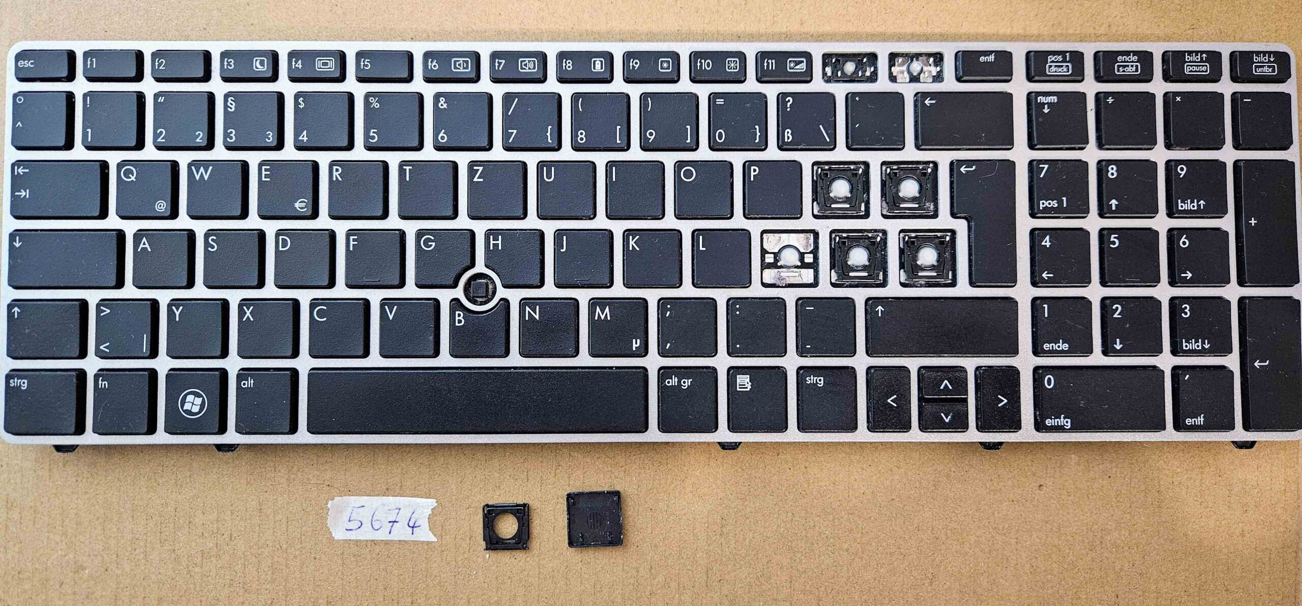 HP 9Z.N6GUF.20G Deutsche Tastatur - Silberner Rahmen, Schwarze Tasten, Zeiger - Probook 6560B 6565B 6570B 6575B 8560p 8570p