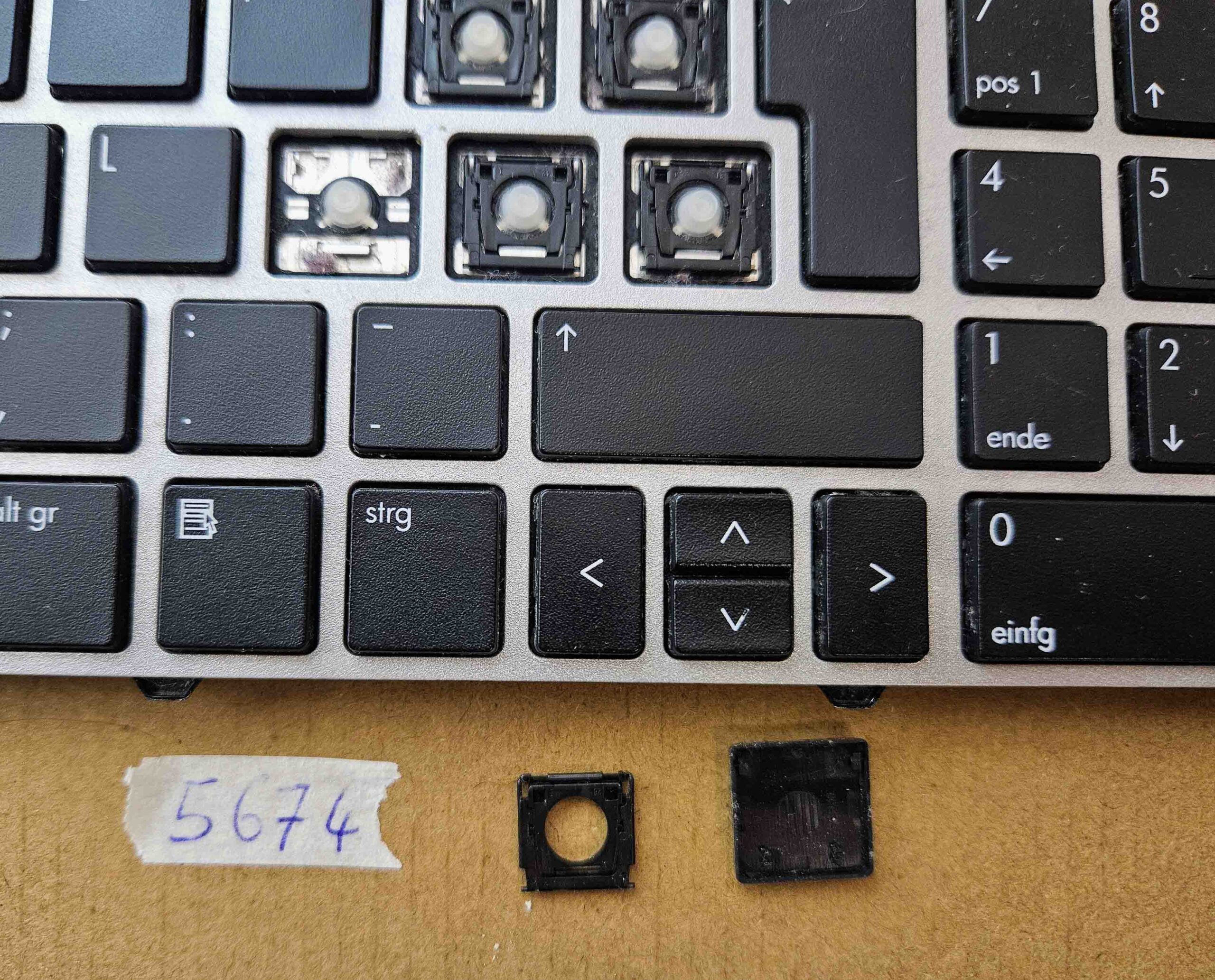 HP 9Z.N6GUF.20G Deutsche Tastatur - Silberner Rahmen, Schwarze Tasten, Zeiger - Probook 6560B 6565B 6570B 6575B 8560p 8570p – Bild 2