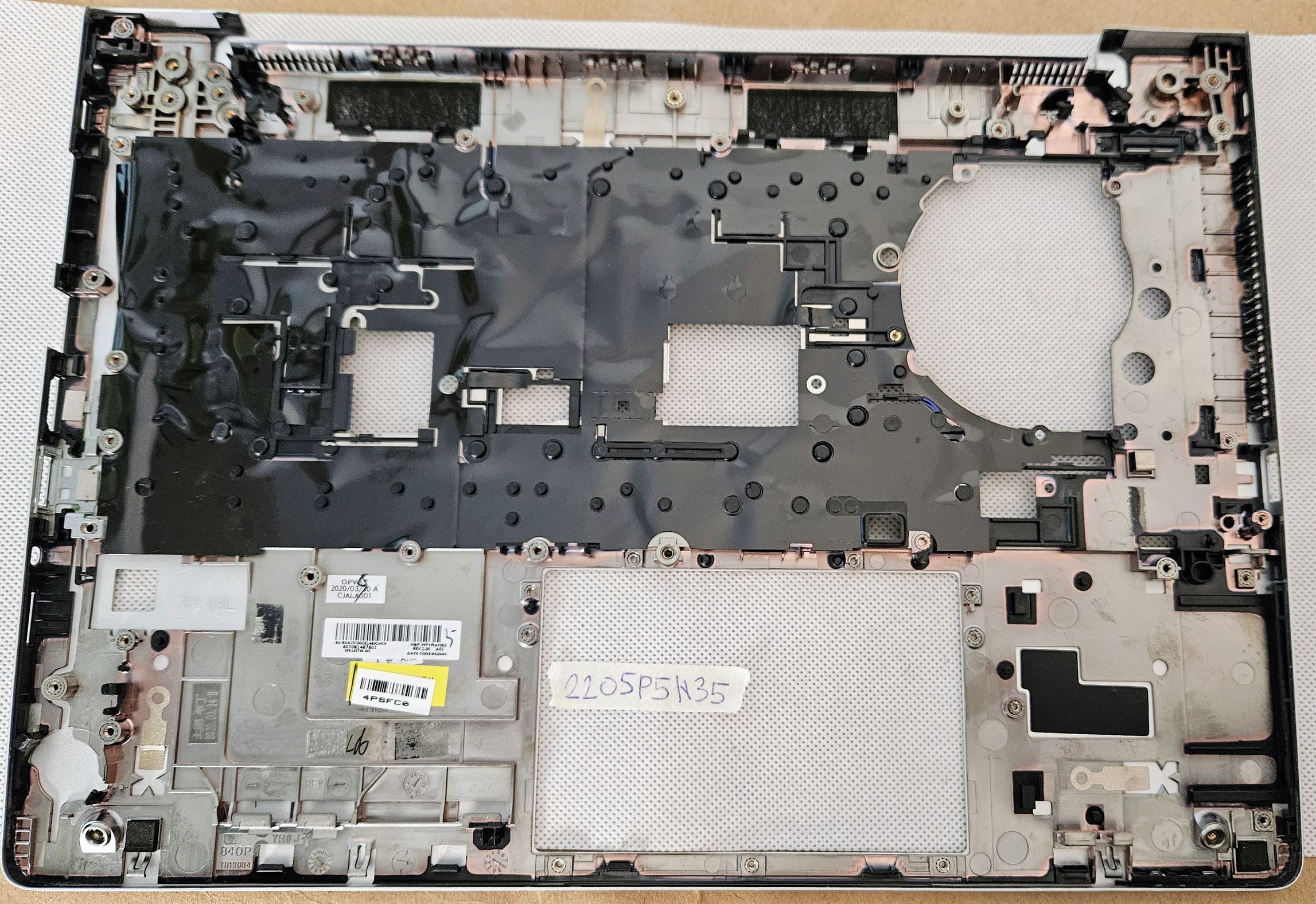 HP EliteBook 745 G5 840 G6 Handauflage L21975-001 – Original-Ersatzteil – Bild 2