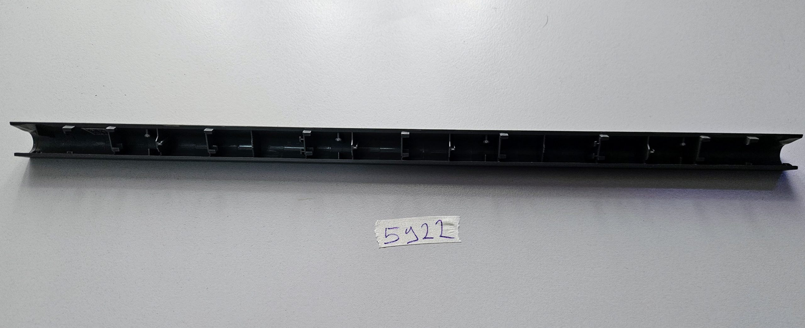 LCD-Scharnierabdeckung für Lenovo IdeaPad 3 17ARE05 81W5 | Original-Laptopteil – Bild 2