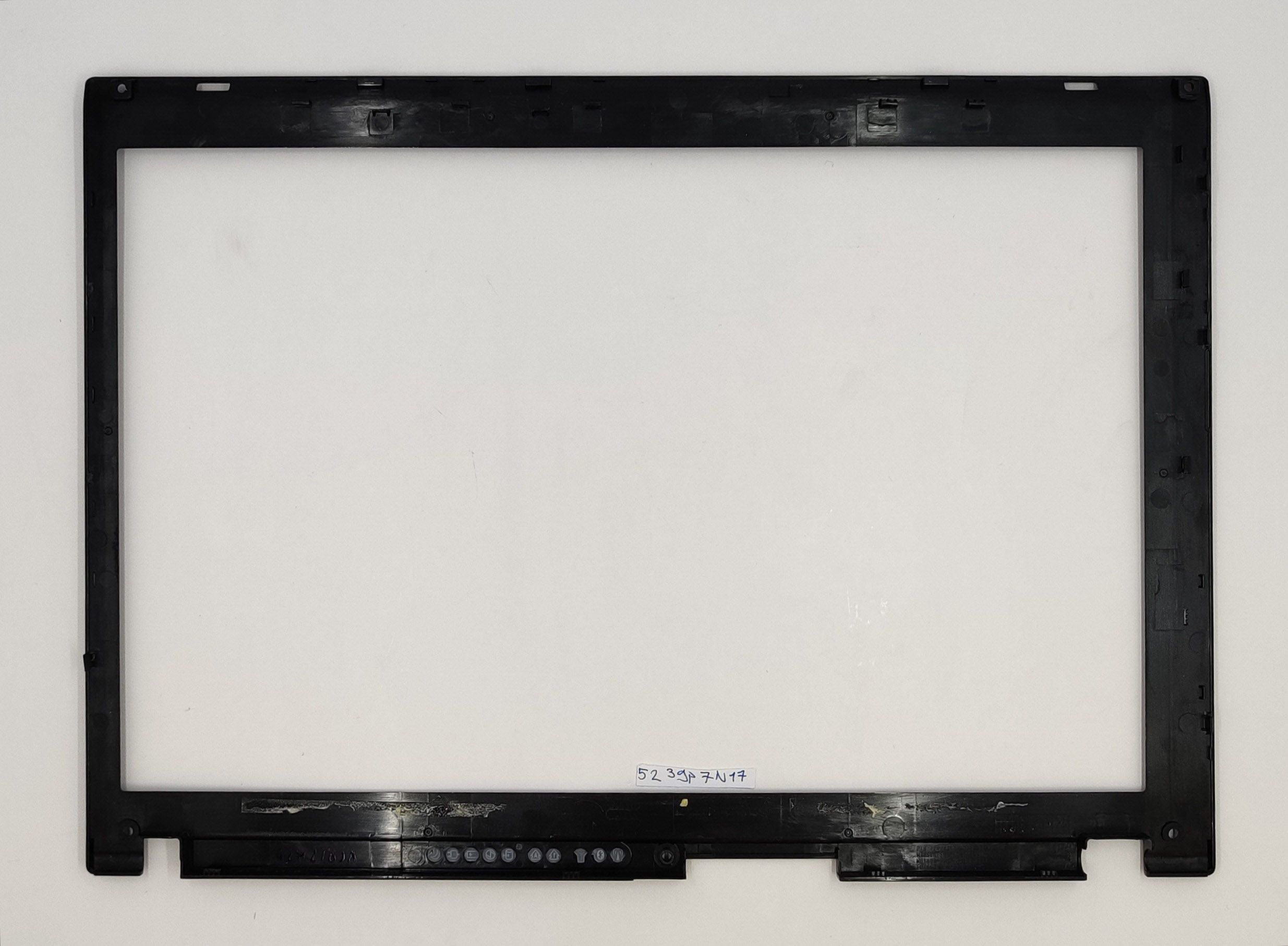 Lenovo ThinkPad T61 Blendenrahmen – Original-Ersatzteil – Bild 2