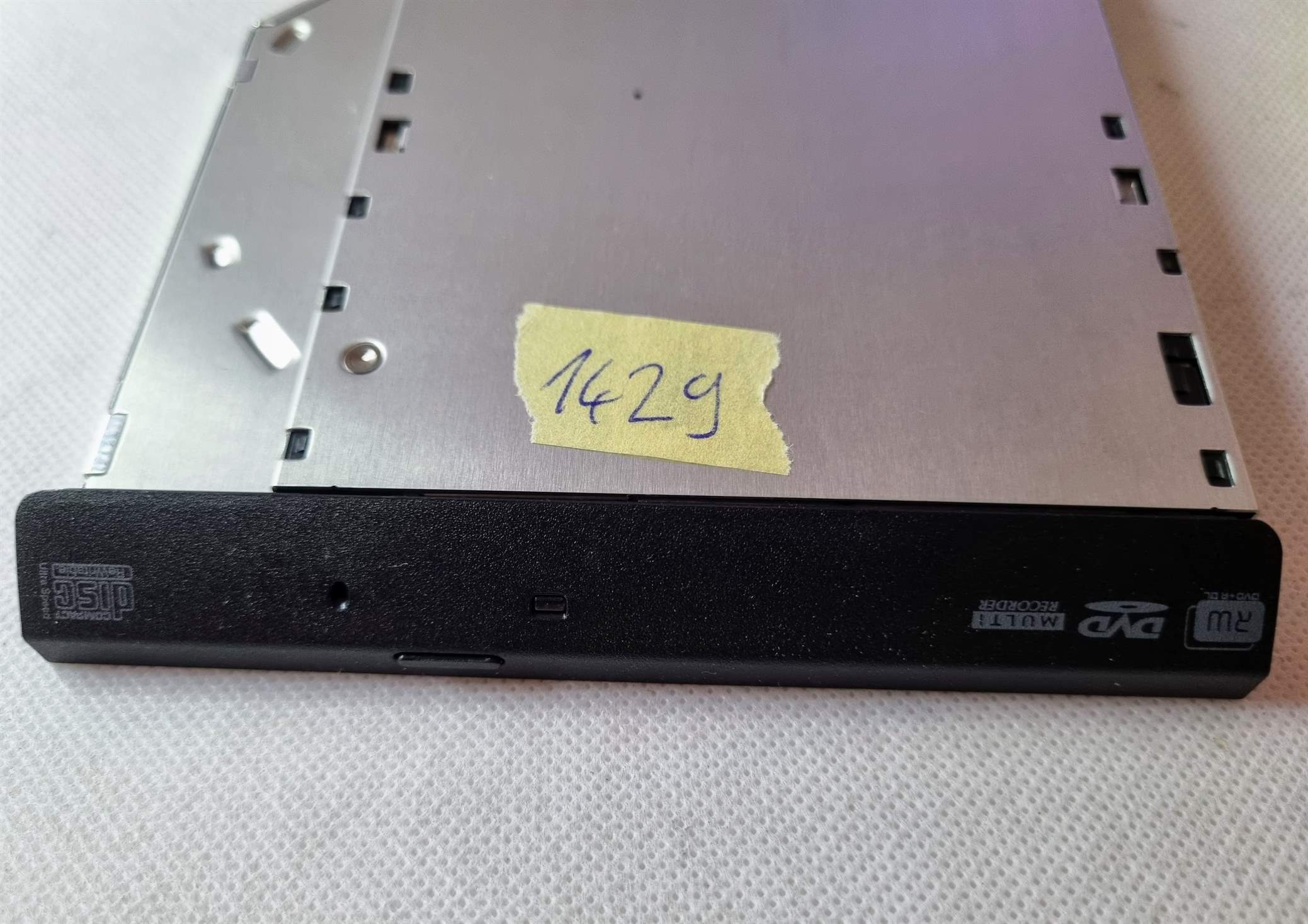 MSI GT780 SATA DVD CD RW-Laufwerk 12,7 mm mit Blende DVR-TD10RS – Bild 2