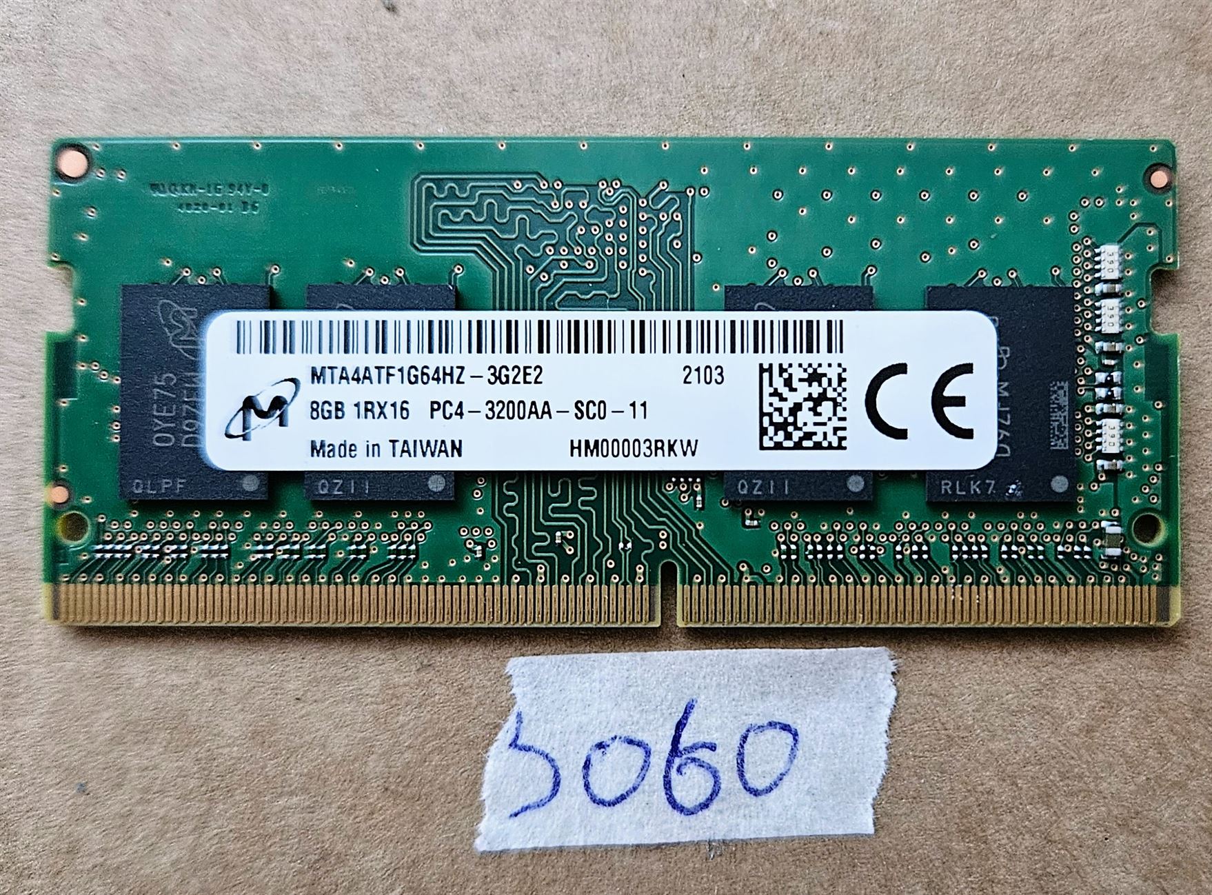 Micron 8 GB DDR4 Laptop-Speicher RAM – PC4-3200AA MTA4ATF1G64HZ – Schneller Versand