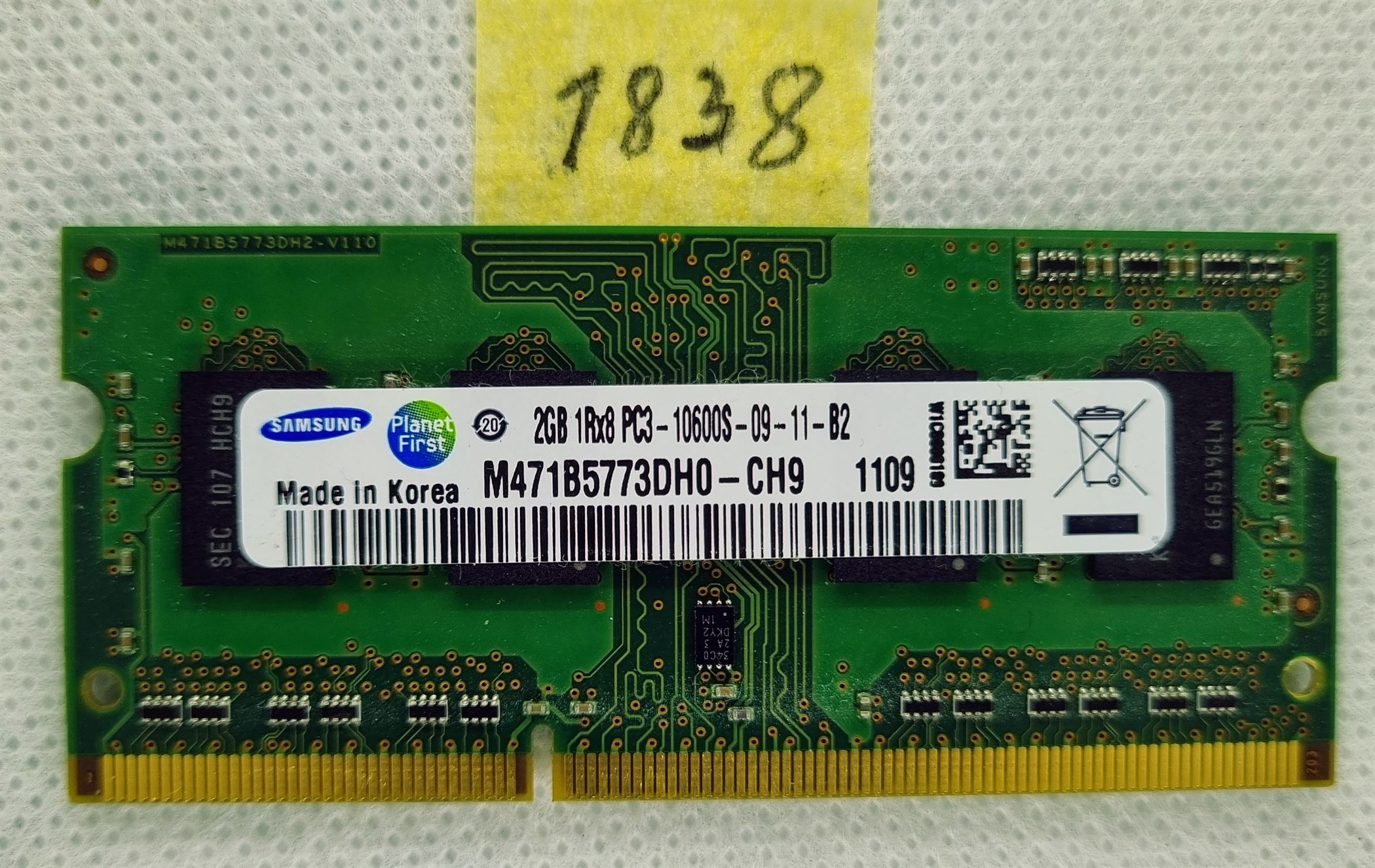 SAMSUNG 2 GB PC3-12800s DDR3-1600 MHz Nicht-ECC 1Rx8 Laptop-RAM-Speicher M471B5773DH0-CK0