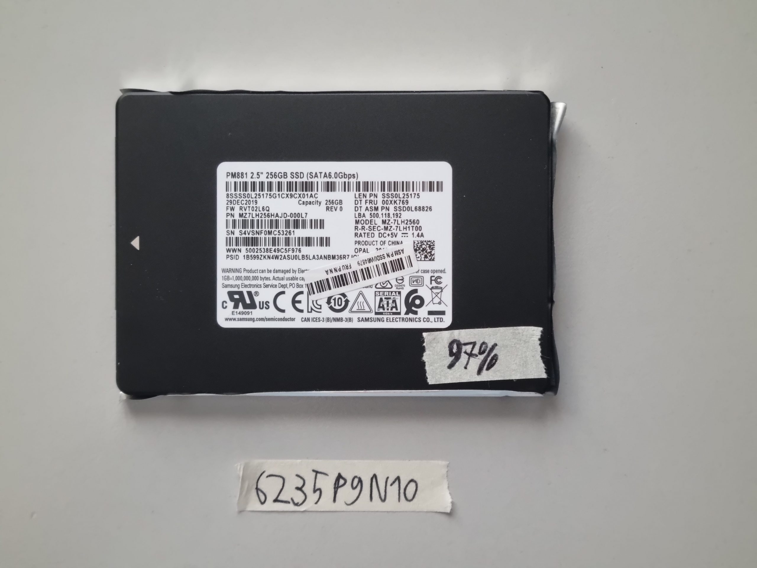 Samsung PM881 2,5" 256GB SSD SATA 6Gbps FRU 00XK769 – Laptop-Teile 97% Gesundheit