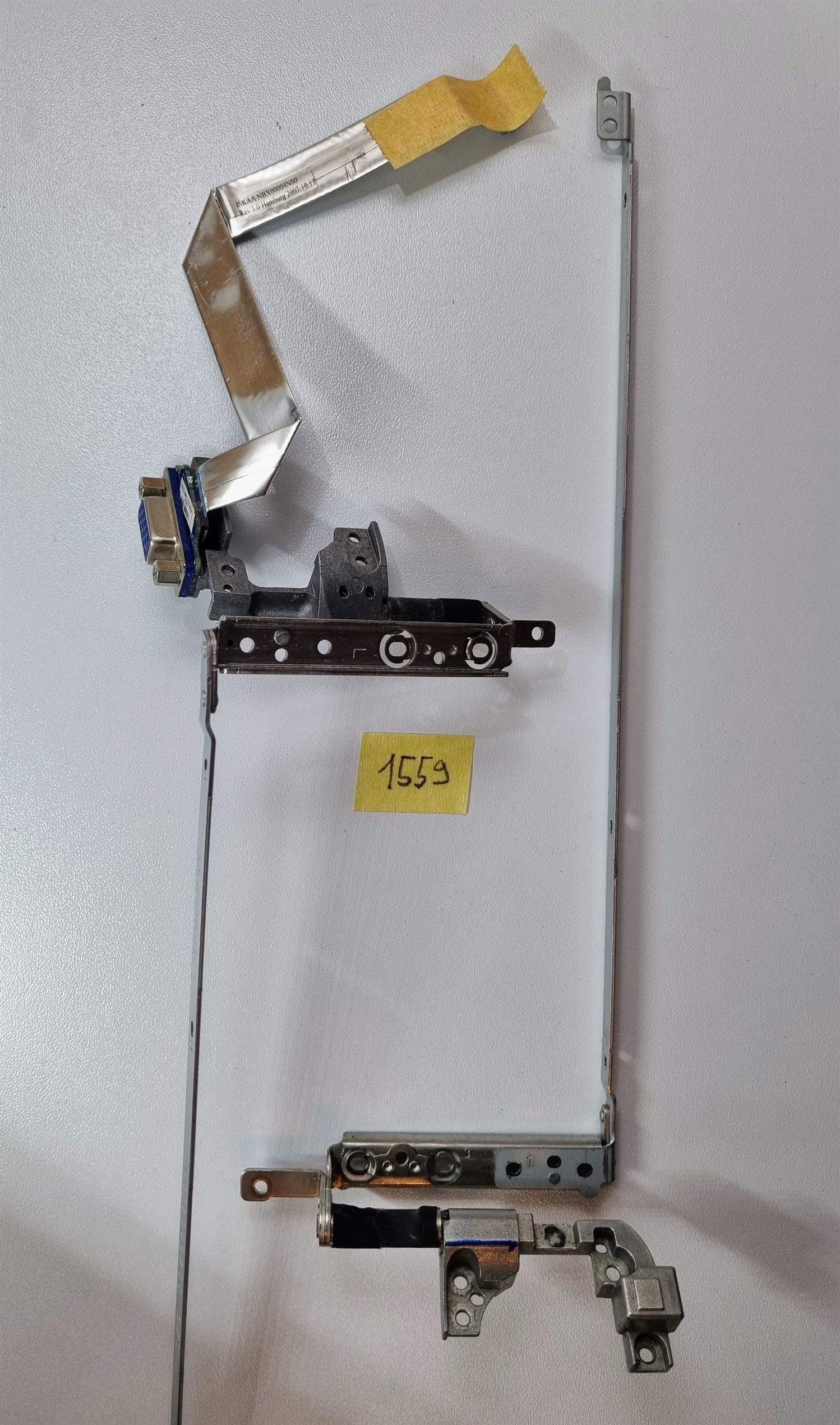 Toshiba Satellite A 20-1YX SCHARNIERE MIT VGA-ANSCHLUSS