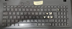 Clavier individuel pour ordinateur portable Asus série F552 (disposition britannique, sans rétroéclairage) - Référence OKNBO-612BWB00