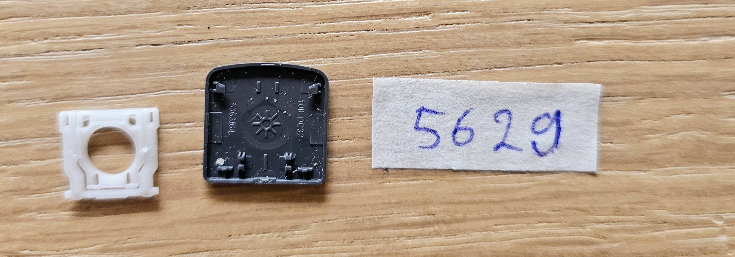 Remplacement des touches du clavier non rétroéclairé du Lenovo PC5C-US KT01 – Image 3