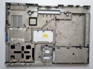Coque inférieure du châssis pour Dell Latitude D620 D630 (0WD851)