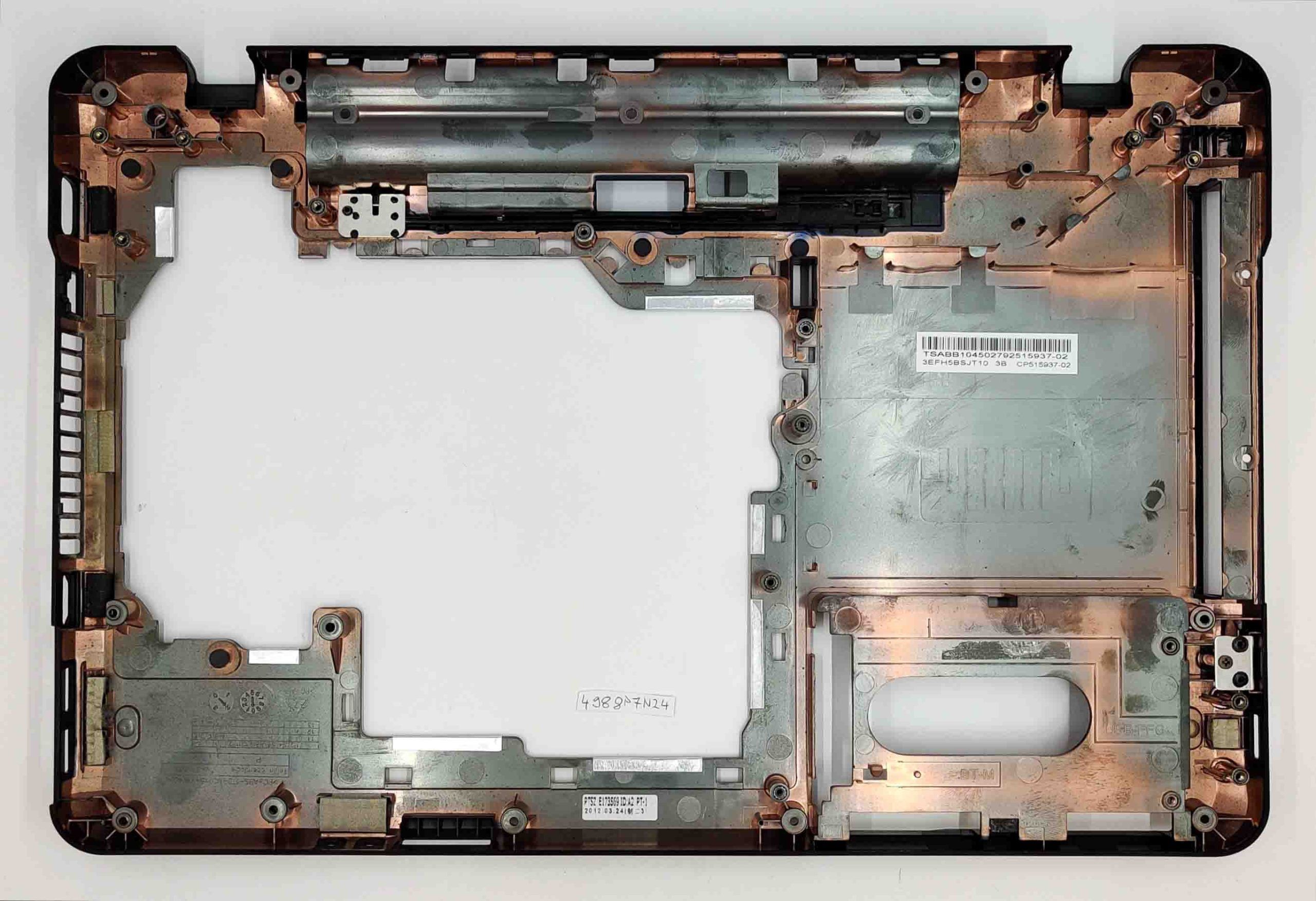 Boîtier inférieur de la carte mère Fujitsu LifeBook AH531 CP518111-01 d'origine – Image 2