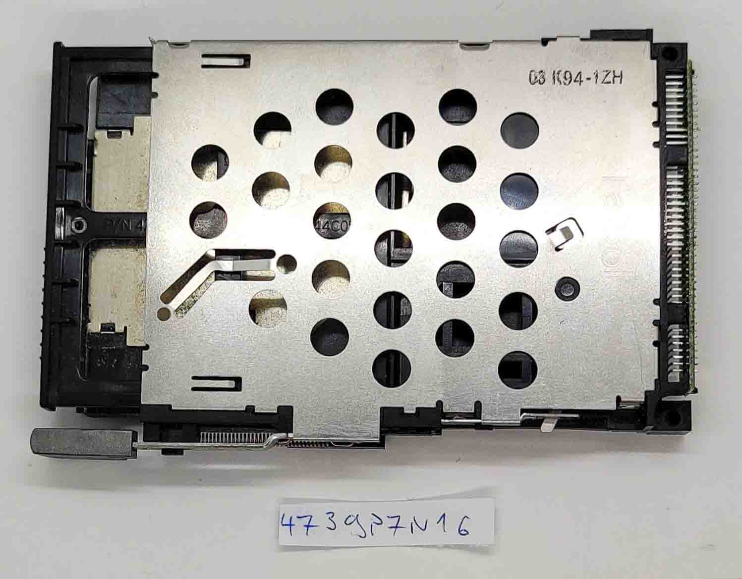 Emplacement pour carte ExpressCard 7-en-1 IBM Lenovo ThinkPad T400 R400