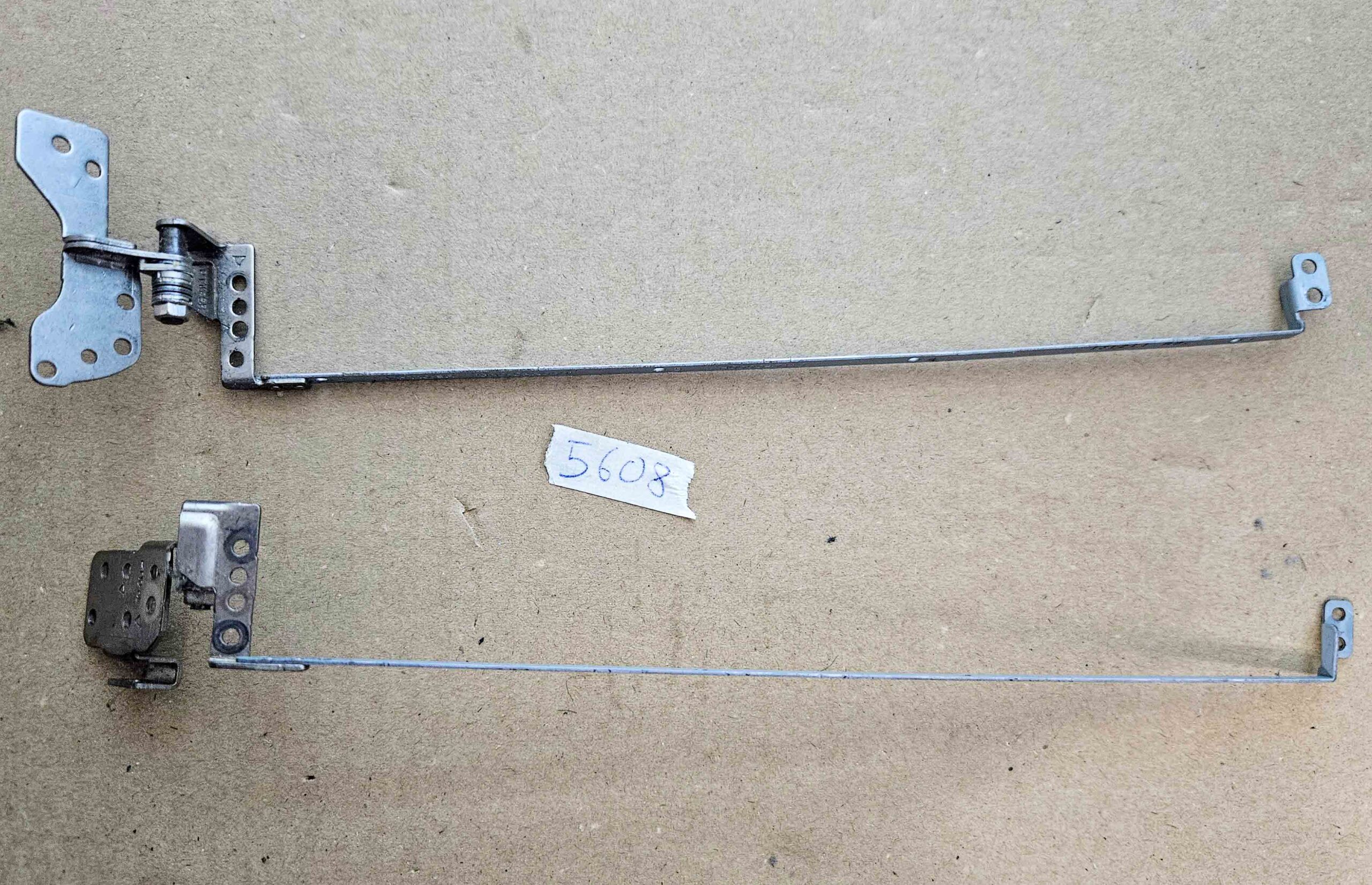 Charnières pour ordinateur portable Toshiba Satellite C50D-A-133 – Pièces de rechange d'origine