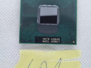 Dvojezgreni procesor Intel Core 2 Duo T5250 1,5 GHz (LF80537GF0212M)