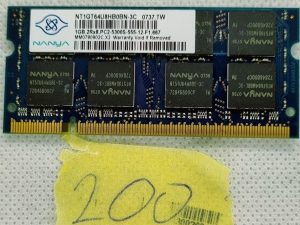 Nanya 1GB PC2-5300 DDR2-667MHz Non-ECC NT1GT64U8HB0BN-3C memorija prijenosnog računala