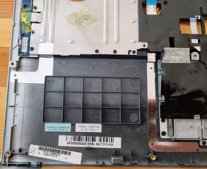 Oslonac za dlan + podloga za dodir Acer Aspire 5630 5650 15.4" Original srebrno crna AP008000G00 - Slika 3