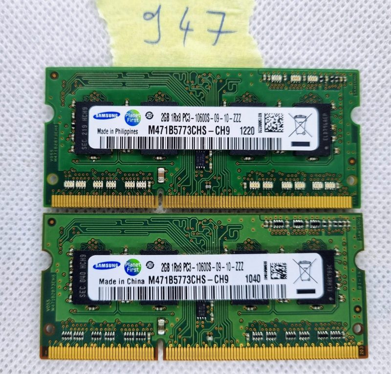 2 x Samsung 4GB RAM 1Rx8 PC3-10600S M471B5773CHS-CH9 1333MHz memorijski modul za prijenosno računalo