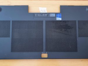 Vrata donje pristupne ploče Dell Genuine Precison 7710 crna 73JTC 073JTC