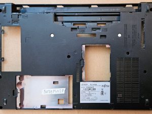 Fujitsu LifeBook E546 donja baza kućišta, poklopac kućišta - originalni dijelovi za prijenosna računala