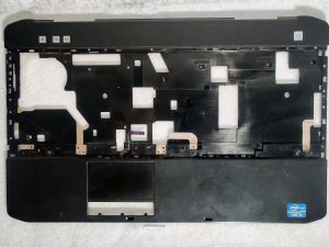 Originalni DELL LATITUDE E5530 gornji poklopac oslonac za ruku - AP0M1000200 7671J 0Y4RP3