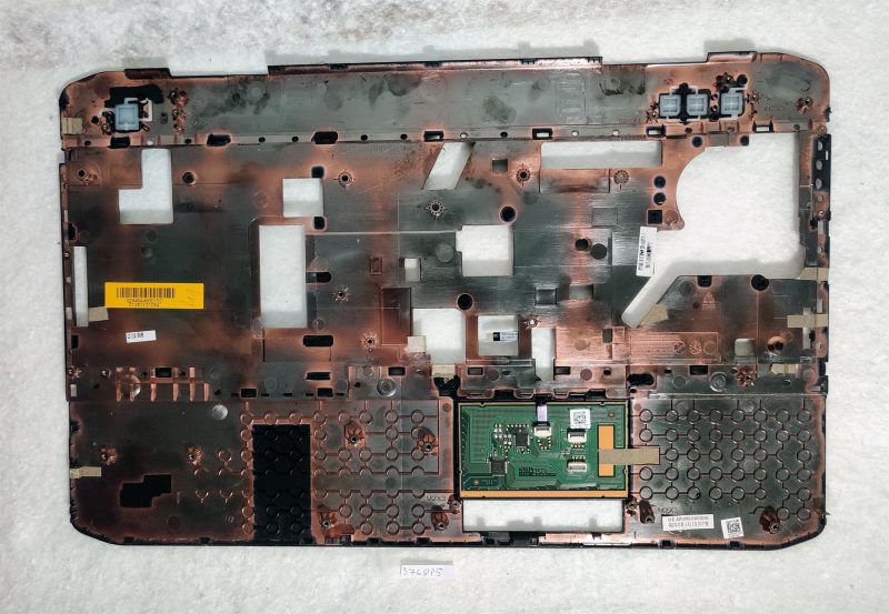 Originalni DELL LATITUDE E5530 gornji poklopac oslonac za ruku - AP0M1000200 7671J 0Y4RP3 - Slika 2