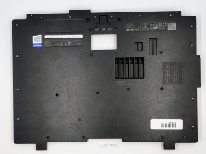 Zamjena donjeg poklopca originalnog Dell Latitude 14 Rugged Extreme 7414