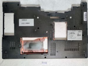 Zamjenski dio donjeg poklopca originalnog Fujitsu Lifebook E754