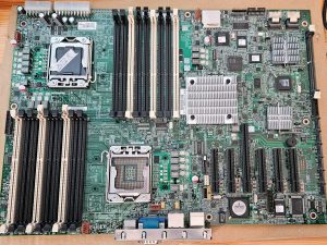 Originalna matična ploča HP Proliant ML350 G6 511775-001 4K1035 461317-001 - testirano i pouzdano