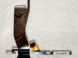 Originalni IBM Lenovo ThinkPad T400 R400 14" LCD kabel s trakom 93P4592 - korišten