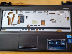 Originalni oslonac za ruku s touchpadom - Asus K52J - 36KJ3TCJN00