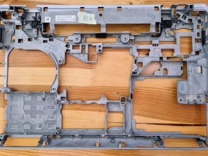 H0G2V AM0VI000503 OEM DELL POKLOPAC BAZE LATITUDE E6540 P29F