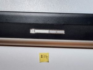 Zamjena poklopca tipke za napajanje HP Compaq 6070B0212401