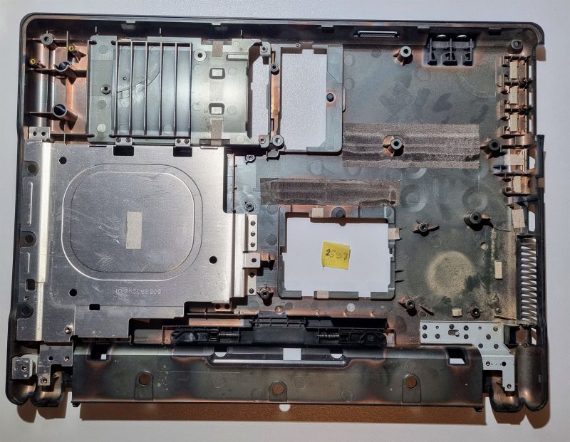 Donji dio kućišta HP Compaq 6720t 6070B0250501 - originalni zamjenski dio - Slika 2