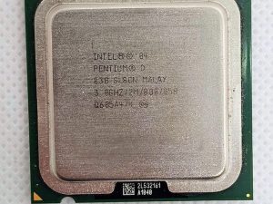 Intel Pentium D 830 SL8CN dvojezgreni CPU za stolna računala - testirano i radi