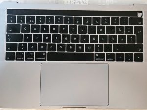 MacBook Pro A1706 Oslonac za ruku & Sklop tipkovnice - originalna baterija, touchpad, zvučnici uključeni!