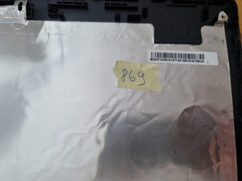 Gornji poklopac LCD zaslona Toshiba Satellite L300 L305 - Slika 3