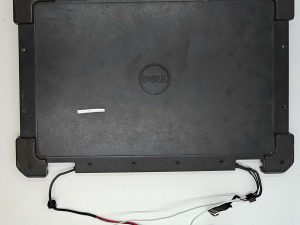Rabljeni Dell 7414 Rugged Extreme 14 LCD stražnji poklopac 13NJ-1AA0A21 testirano