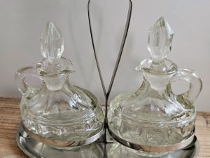 Set vintage staklenih boca s čepovima, 18 cm