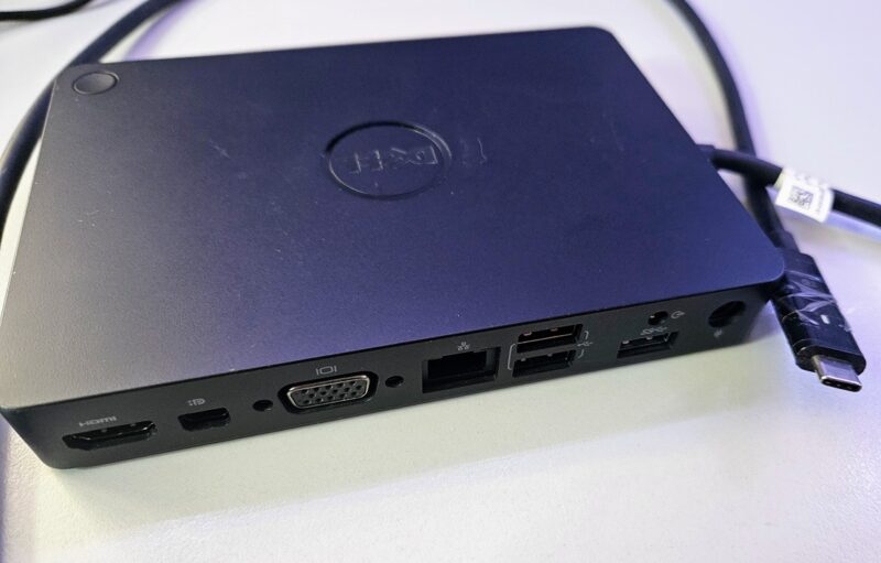 Dell WD15 K17A USB-C Thunderbolt 4K Dock s 180W napajanjem - Slika 2