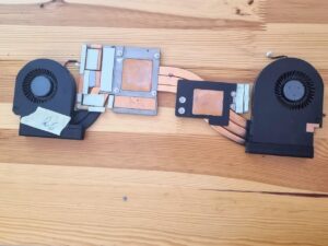 0YJNJK YJNJK Dell Precision 17-7710 7720 M4500 ventilátor hűtőbordákhoz