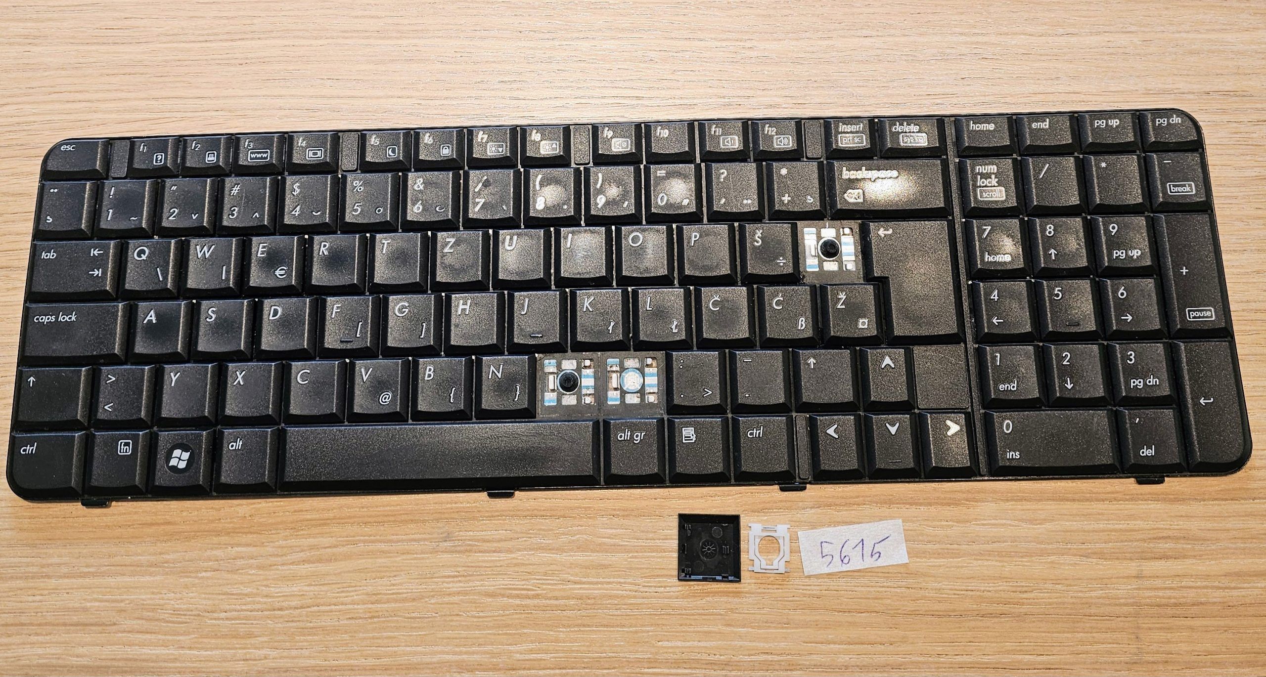 HP Compaq 6820/6820s billentyűzet billentyűcsere (454220-001)