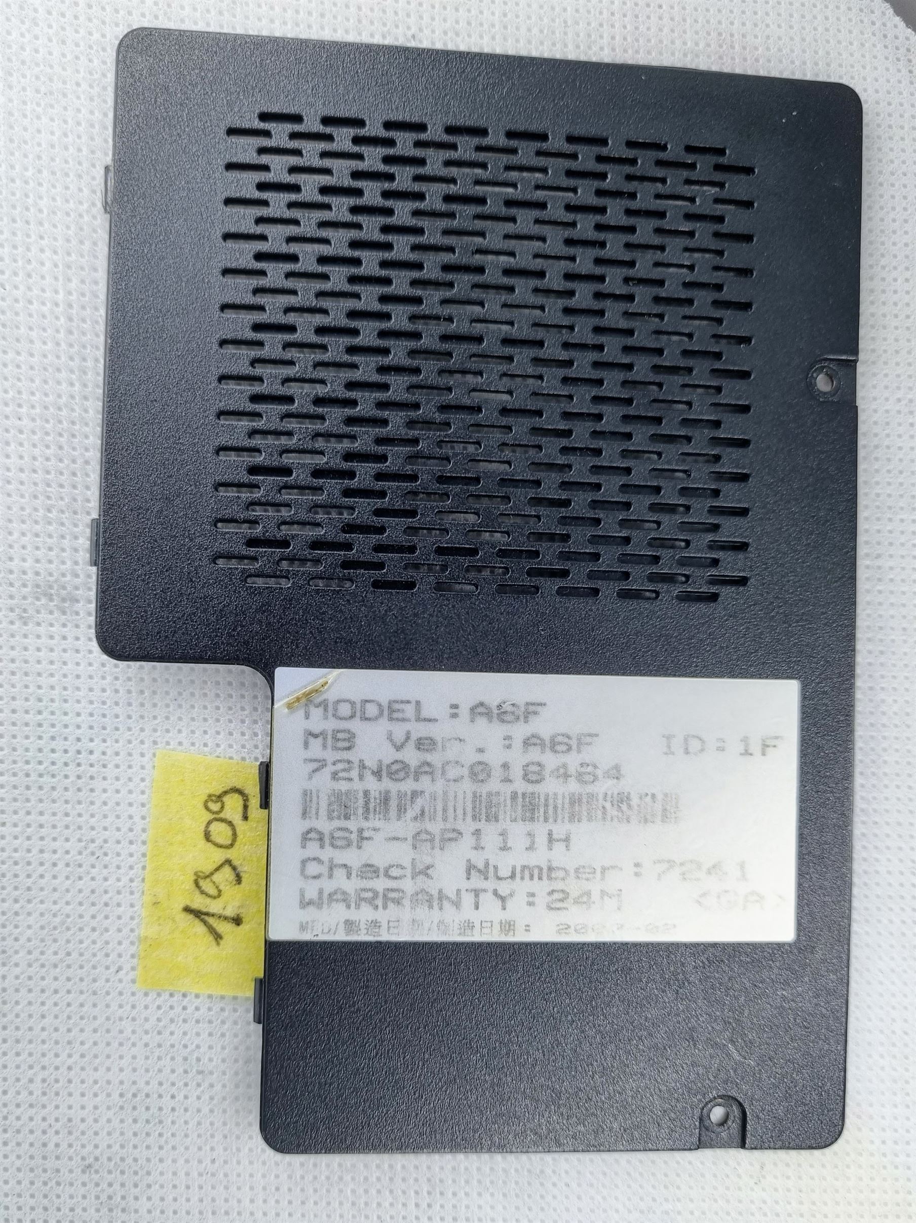 Fekete ASUS A6M laptop DZC 13GNFH5AP050-1 memória RAM ajtó fedőlemez