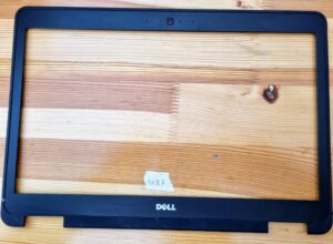 Dell Latitude E5440 laptop LCD elülső előlap szerelvény fekete GKYW6