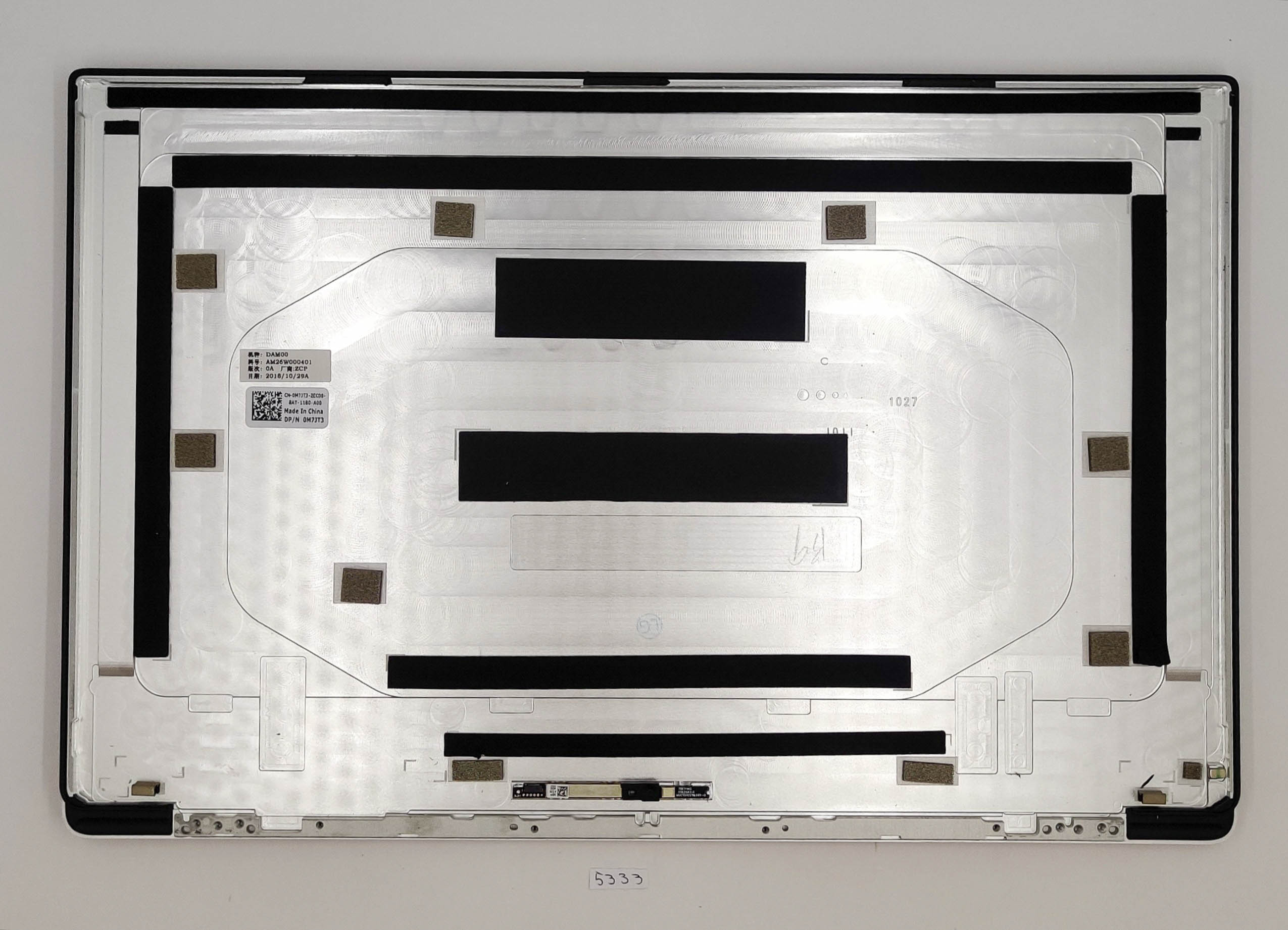 Dell Precision 5530 felső tok 0M7JT3 – eredeti laptop cserealkatrész - Image 2