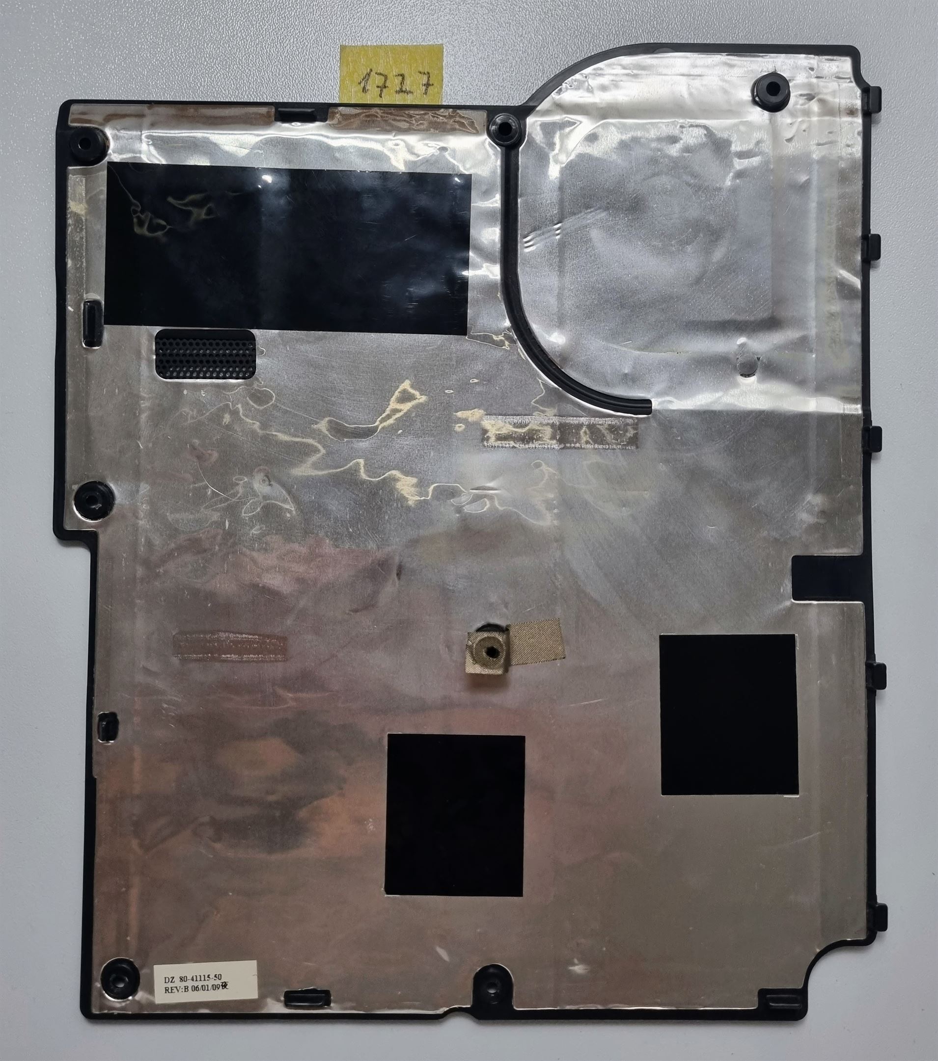 Fujitsu Siemens AMILO Pro V2030D alsó burkolat