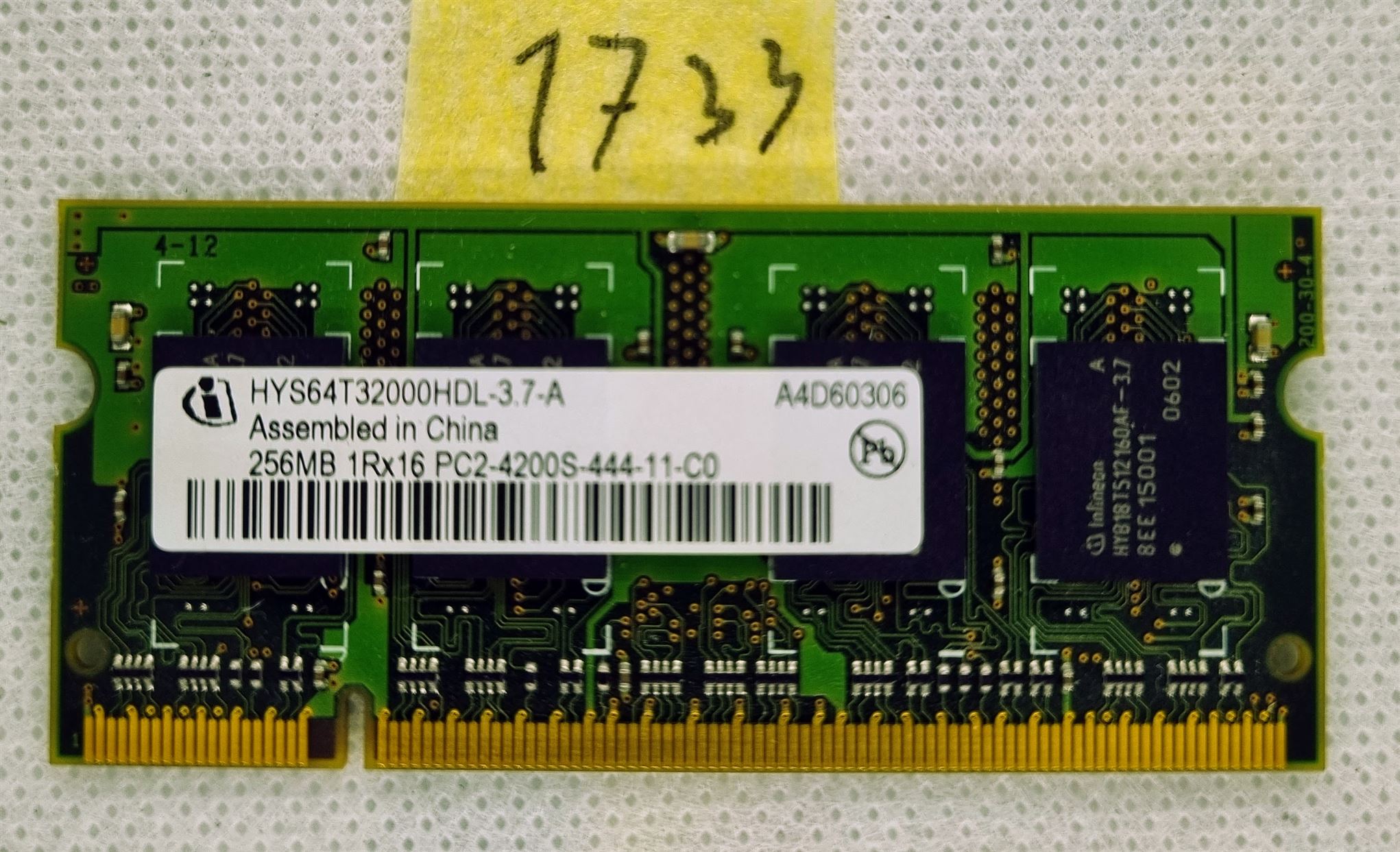 ÁLTALÁNOS HYS64T32000HDL-3 256MB PC2-4200 SODIMM